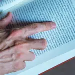 Novara, “Diventerai uomo”: Mendolicchio presenta il libro al Castello